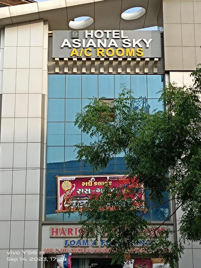Hotel Asiana Sky Motera Ahmedabad Exterior photo