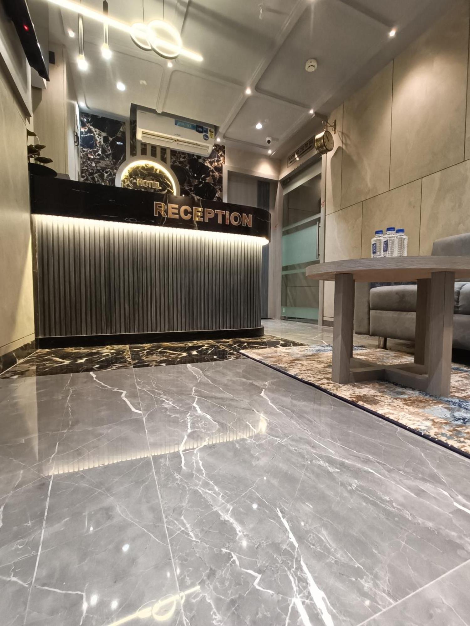Hotel Asiana Sky Motera Ahmedabad Exterior photo